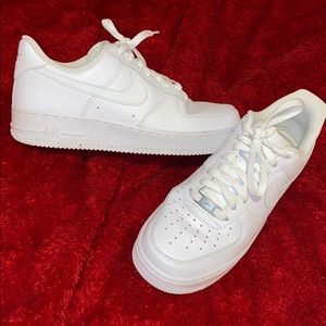 Nike air forces only worn a few times